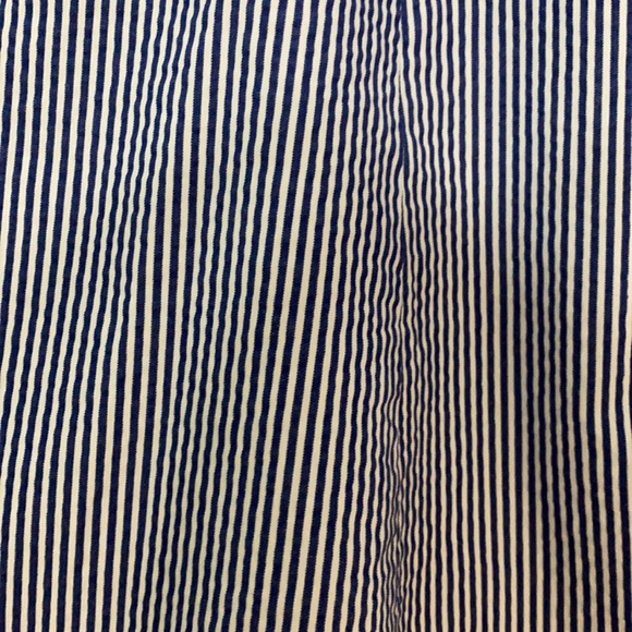 A Loft searsucker cotton skirt - Picture 10 of 10